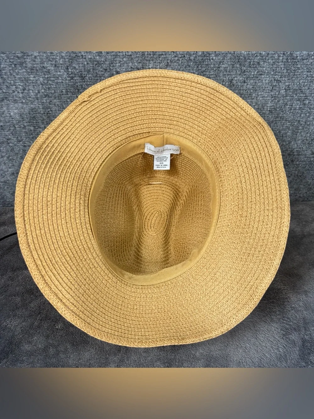 House of Harlow 1960 Tan Straw Fedora with Cream Crochet Band